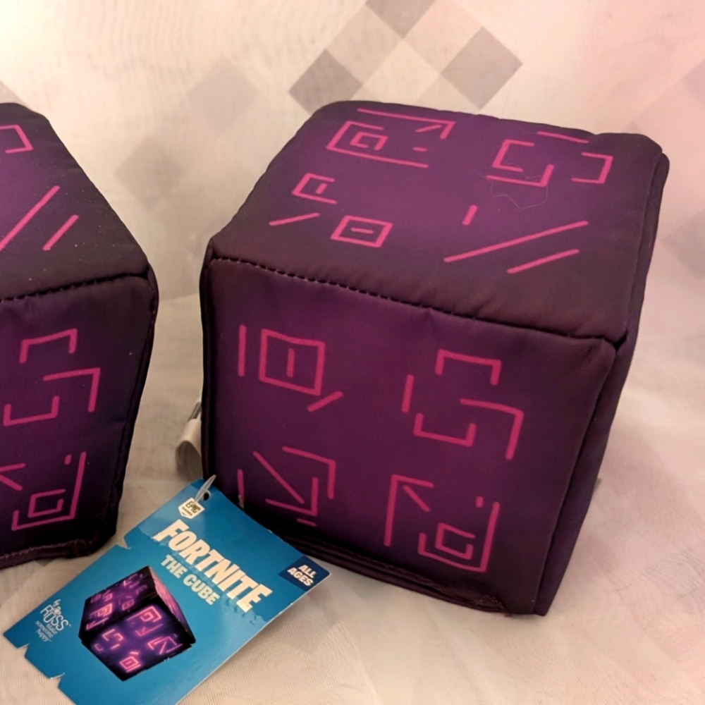 Fortnite The Cube 3.5-Inch Plush NWT